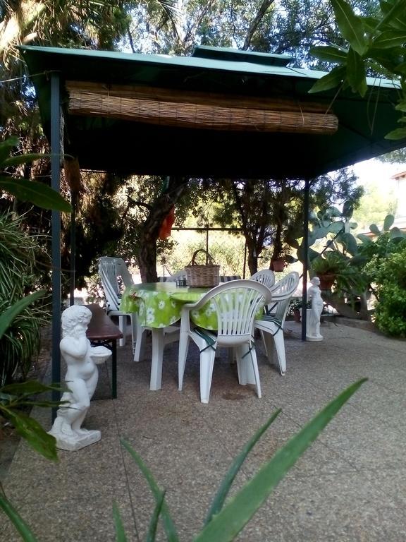 B&B Il Vigneto Capoterra Eksteriør billede