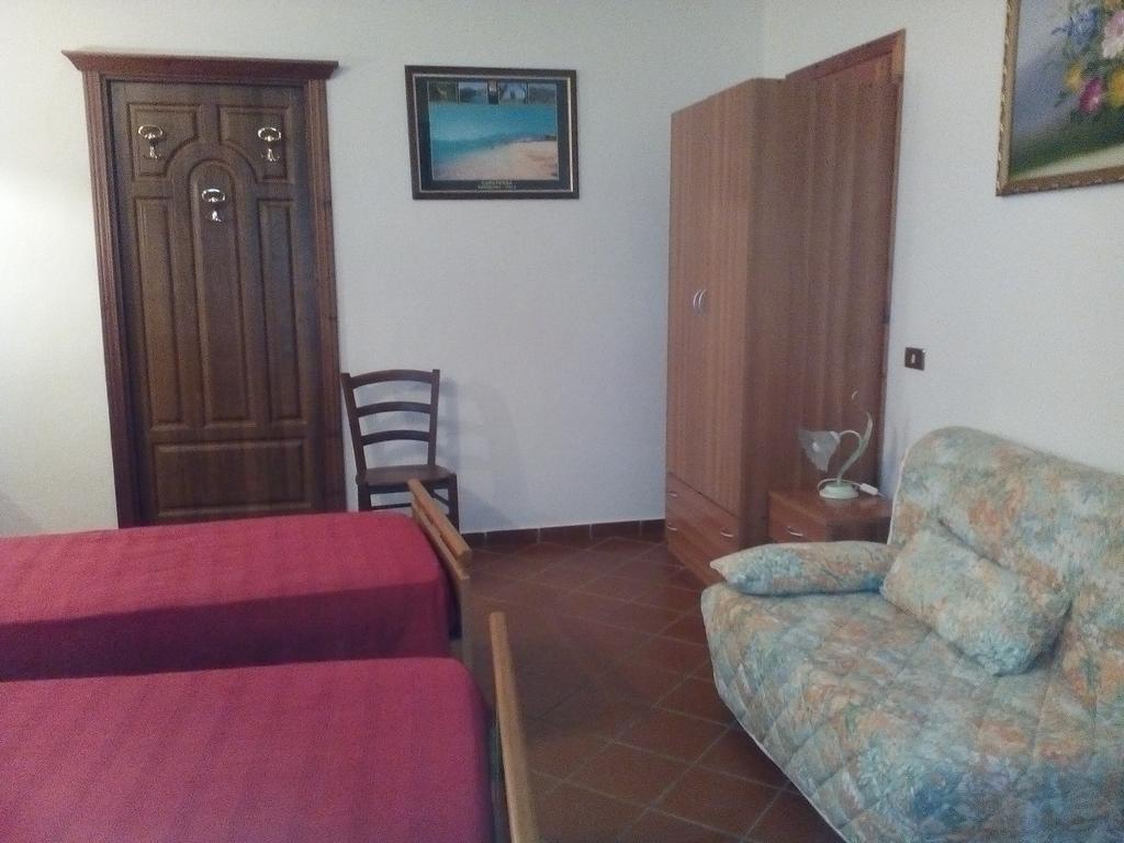 B&B Il Vigneto Capoterra Eksteriør billede